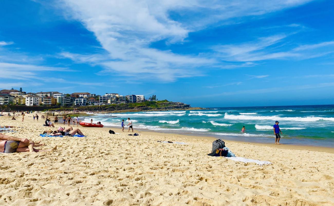 Photo de Maroubra Beach avec sable lumineux de surface