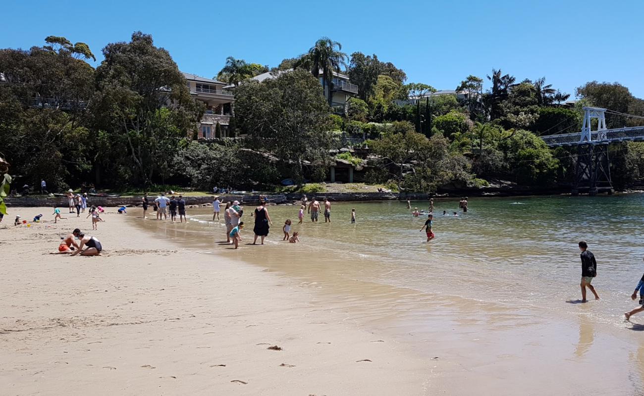 Photo de Parsley Bay Beach avec sable lumineux de surface