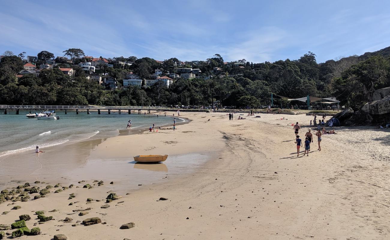 Photo de Chowder Bay Beach avec sable lumineux de surface