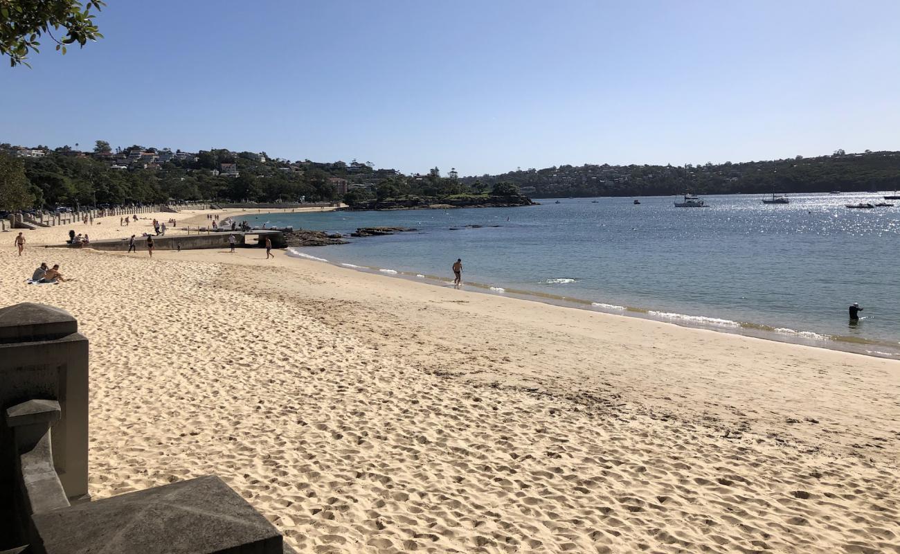 Photo de Balmoral Beach avec sable lumineux de surface