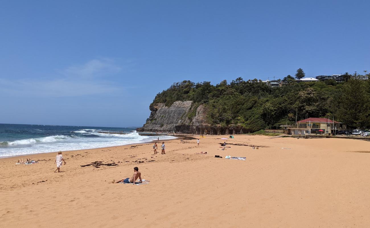 Photo de Bilgola Beach avec sable lumineux de surface