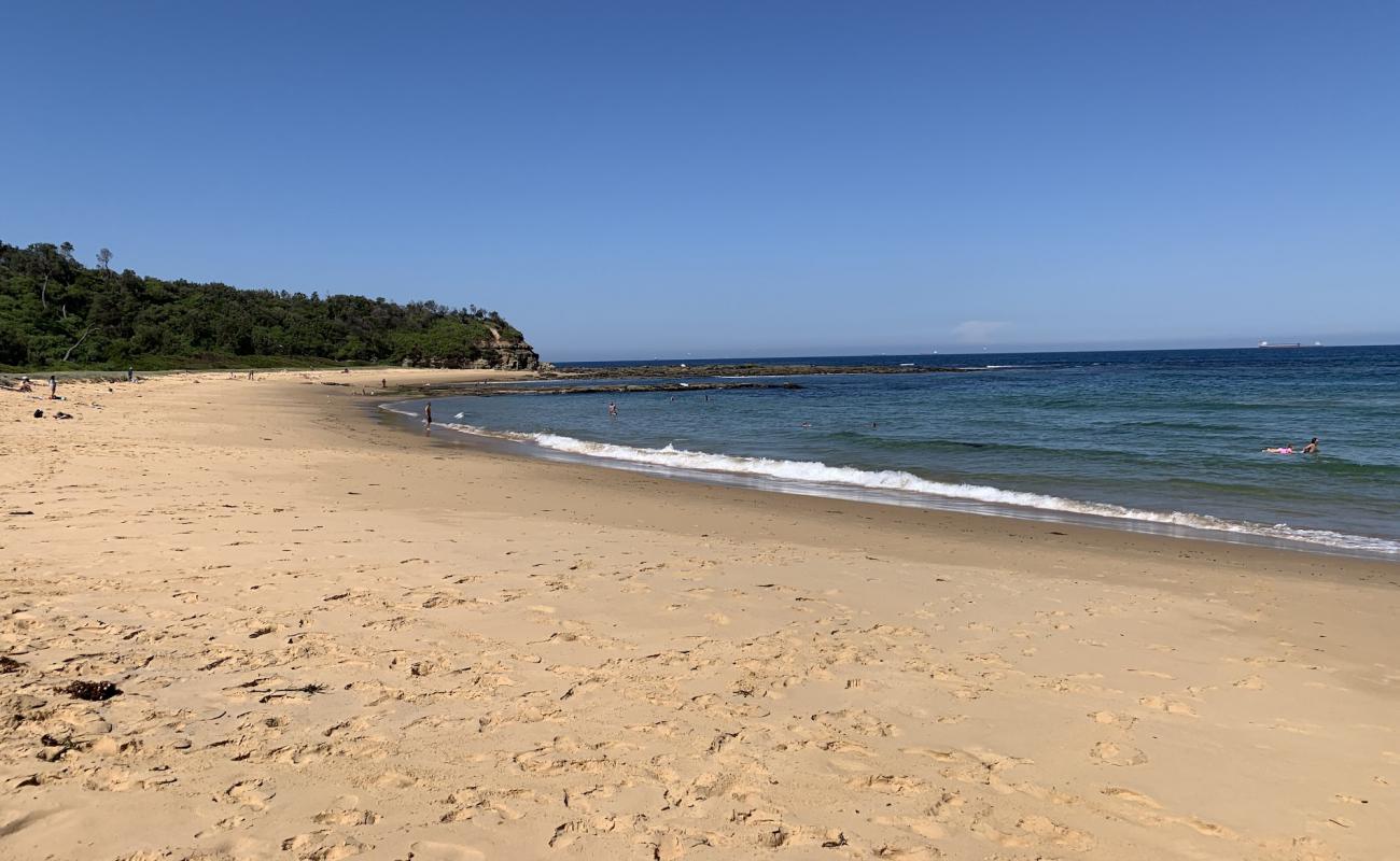 Photo de Bateau Bay Beach avec sable beige de surface
