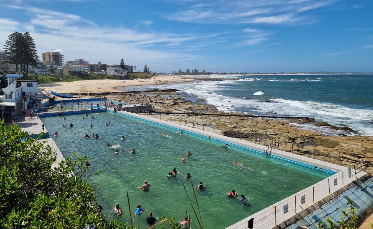 Photo de Ocean Baths avec sable beige de surface