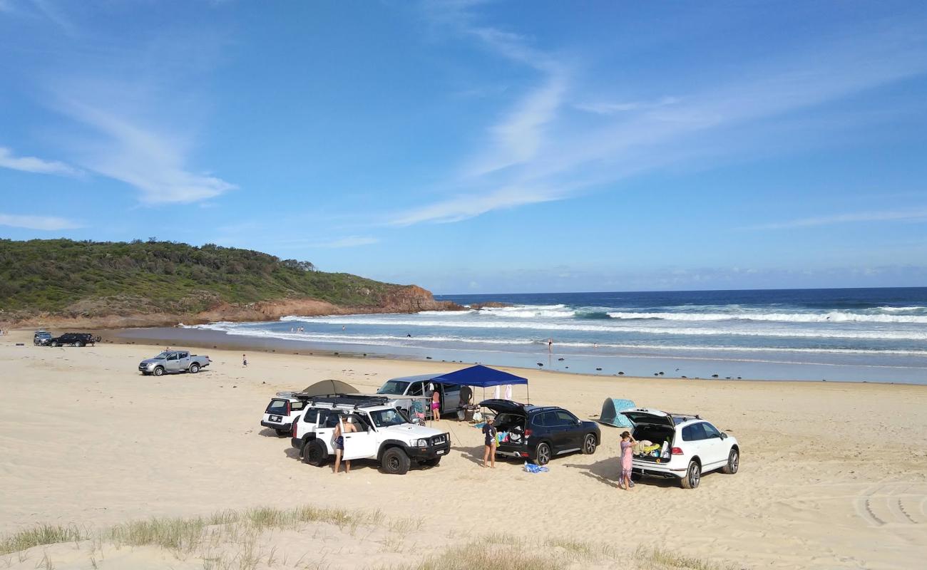 Photo de Samurai Beach avec sable lumineux de surface