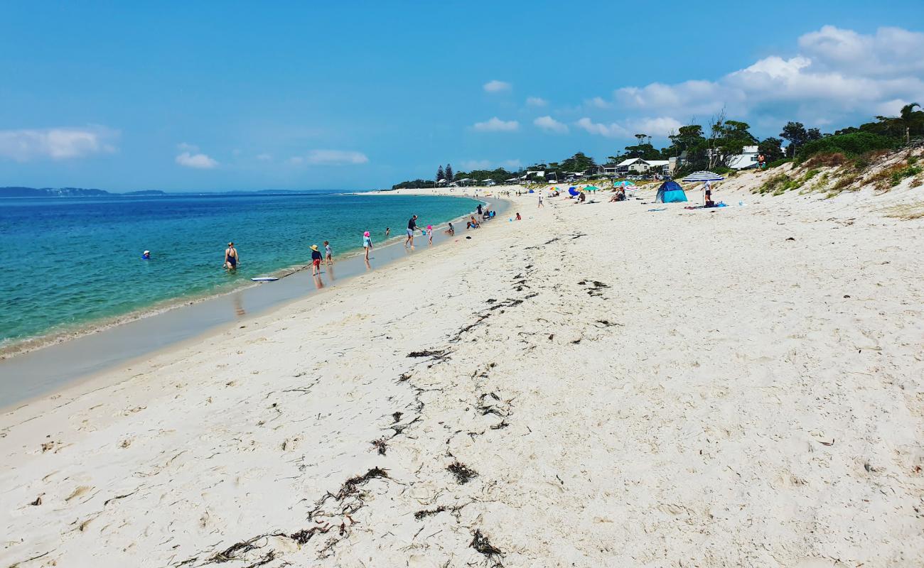 Photo de Jimmys Beach avec sable beige de surface