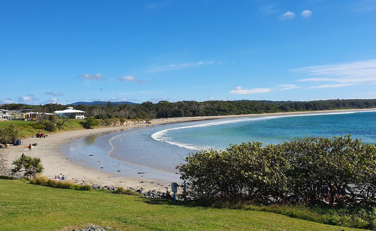 Photo de Arrawarra Beach avec sable beige de surface