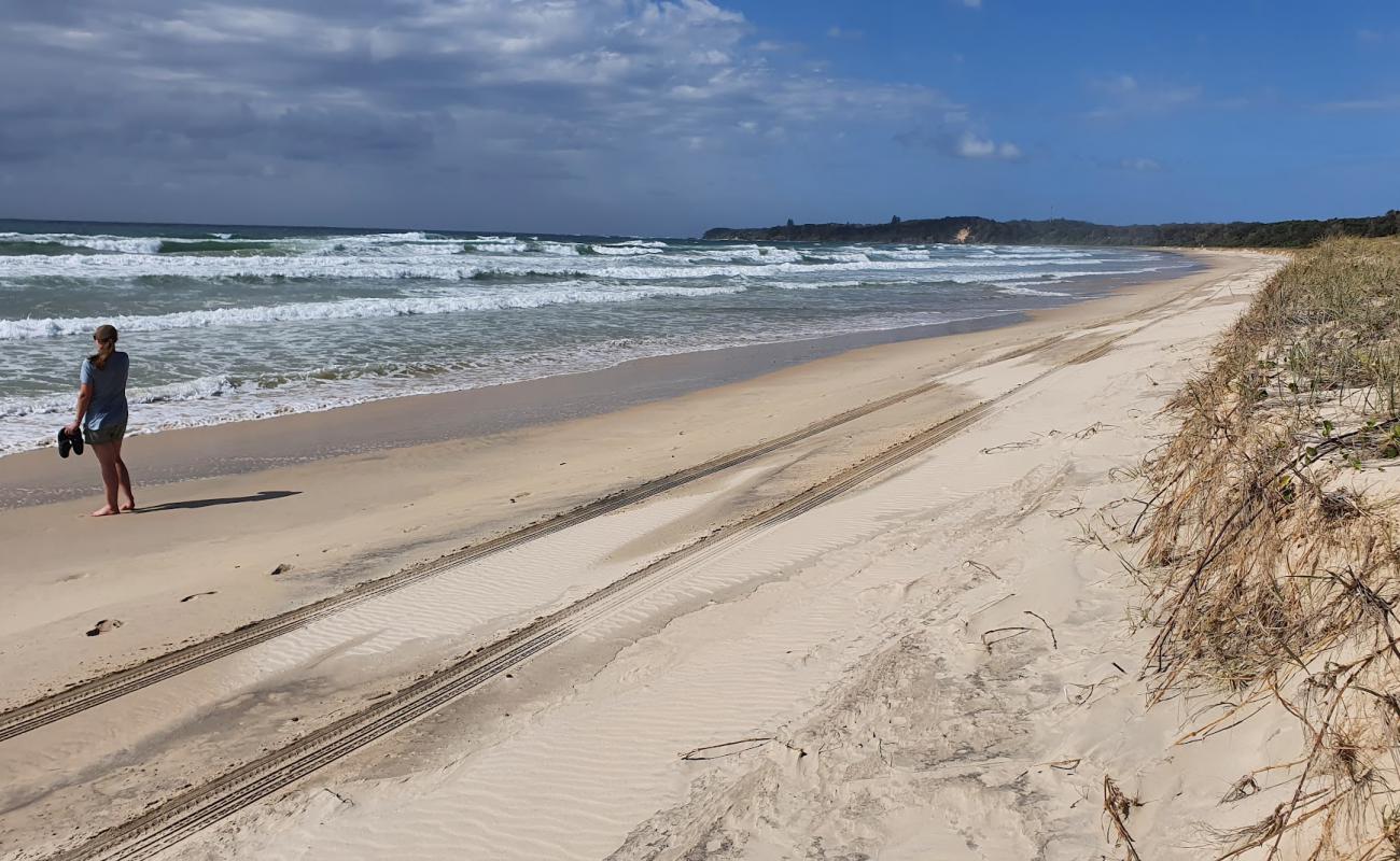 Photo de Sandon Beach avec sable lumineux de surface