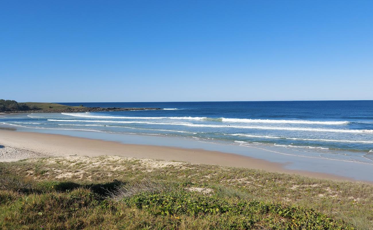 Photo de Pippi Beach avec sable beige fin de surface