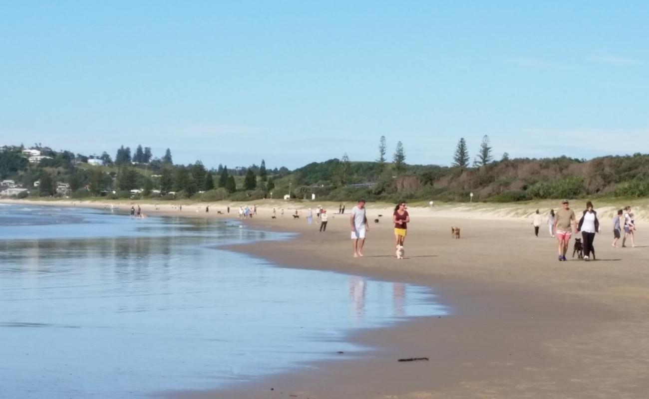 Photo de Seven Mile Beach avec sable lumineux de surface