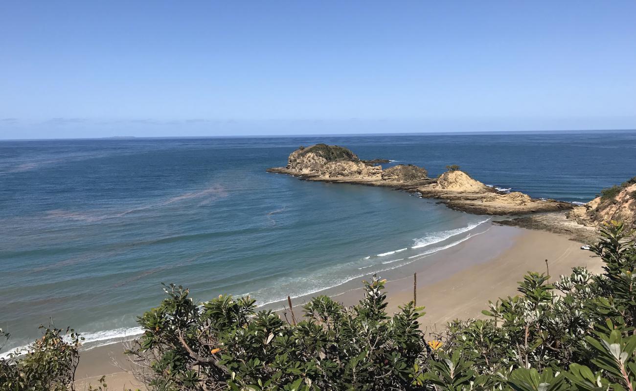 Photo de Five Rocks Beach avec sable lumineux de surface