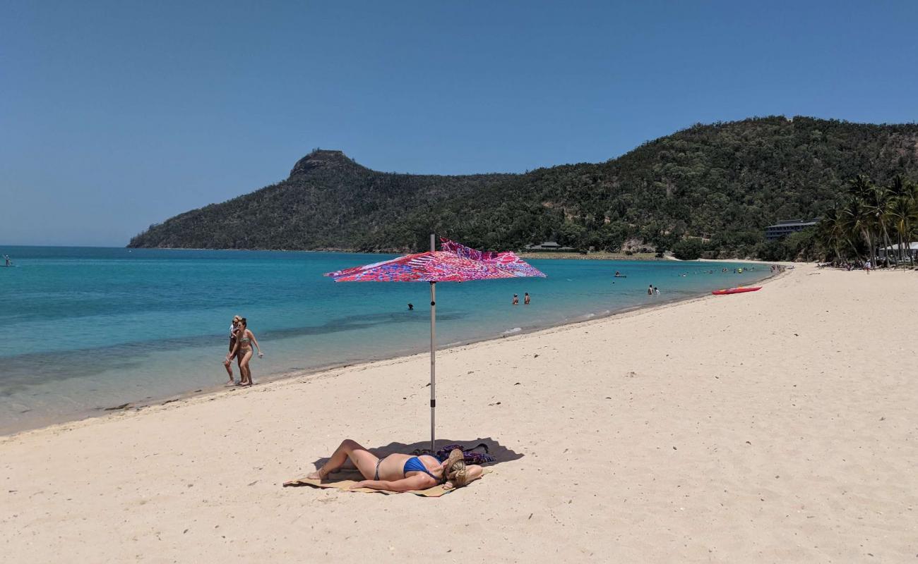 Photo de Plage Catseye avec sable lumineux de surface