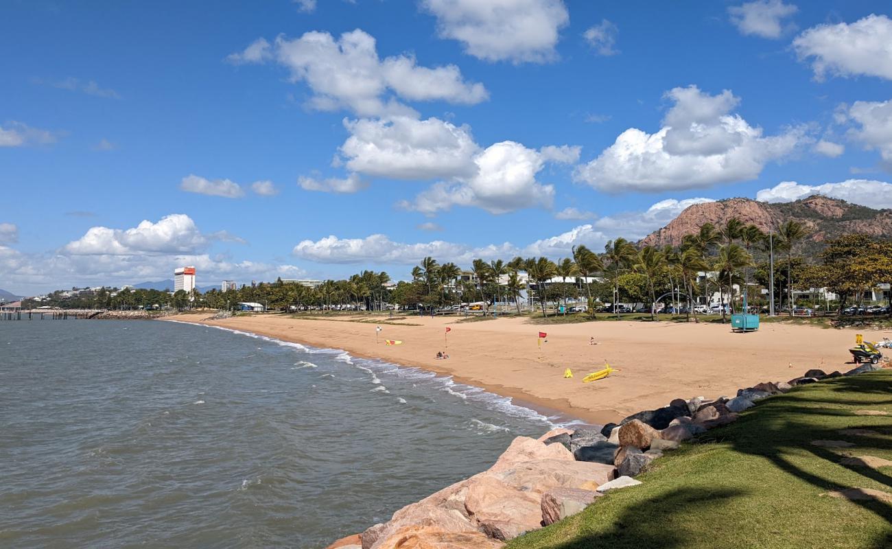 Photo de Strand Park Beach avec sable lumineux de surface