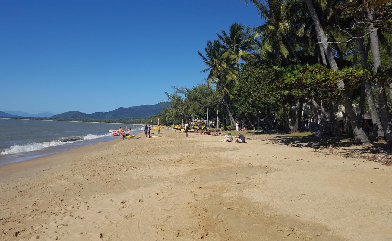 Photo de Palm Cove Beach avec sable beige de surface