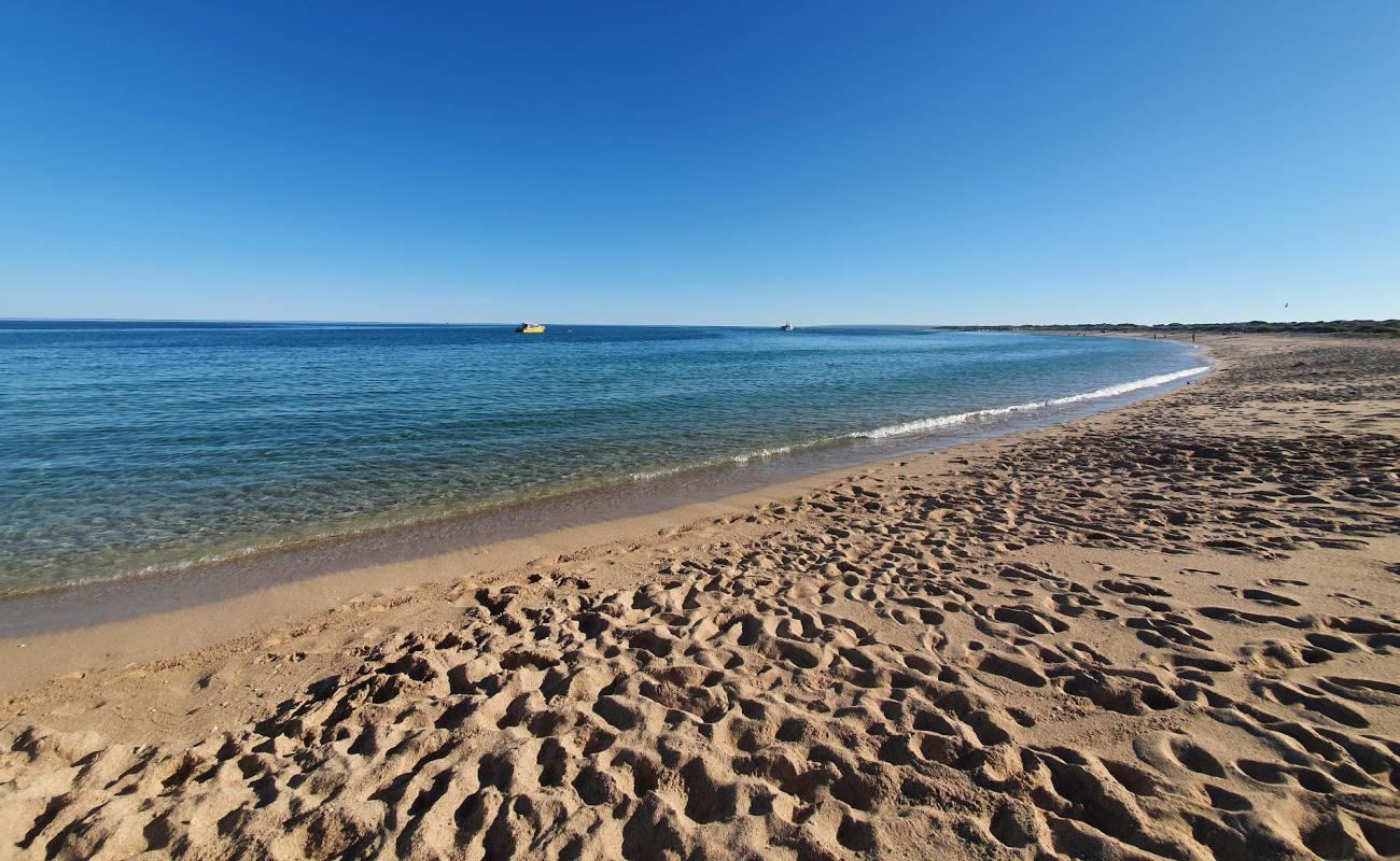 Photo de Bundegi Beach avec sable beige de surface