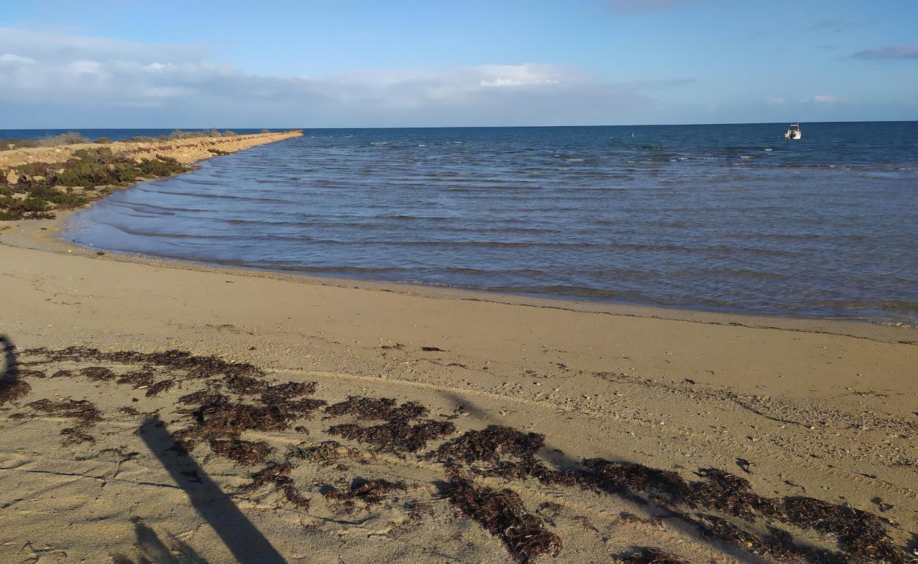 Photo de Gladstone Bay Beach avec sable beige de surface