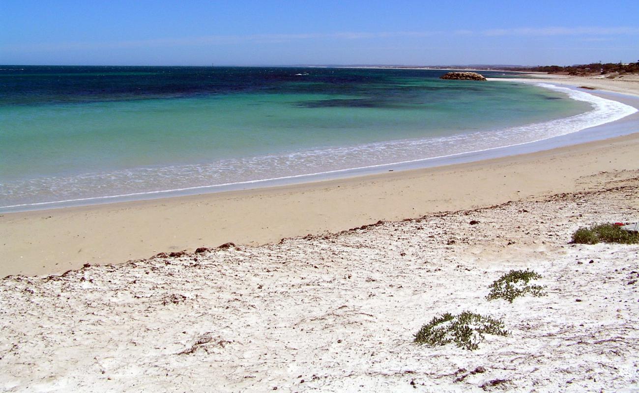 Photo de Champion Bay avec sable lumineux de surface