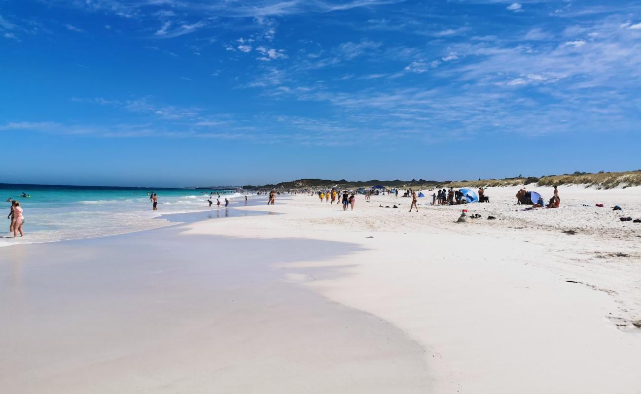 Photo de Mullaioo Beach avec sable fin blanc de surface