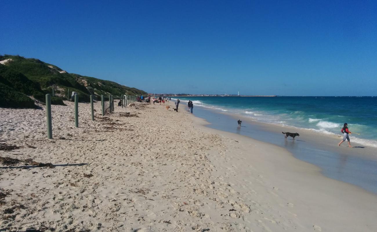 Photo de Hillarys Beach avec sable beige de surface
