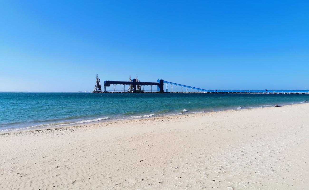 Photo de Kwinana Beach avec sable beige de surface