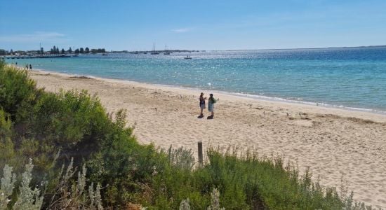 Bell Park Beach