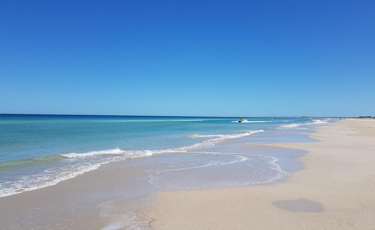 Photo de Secret Harbour Beach avec sable beige de surface