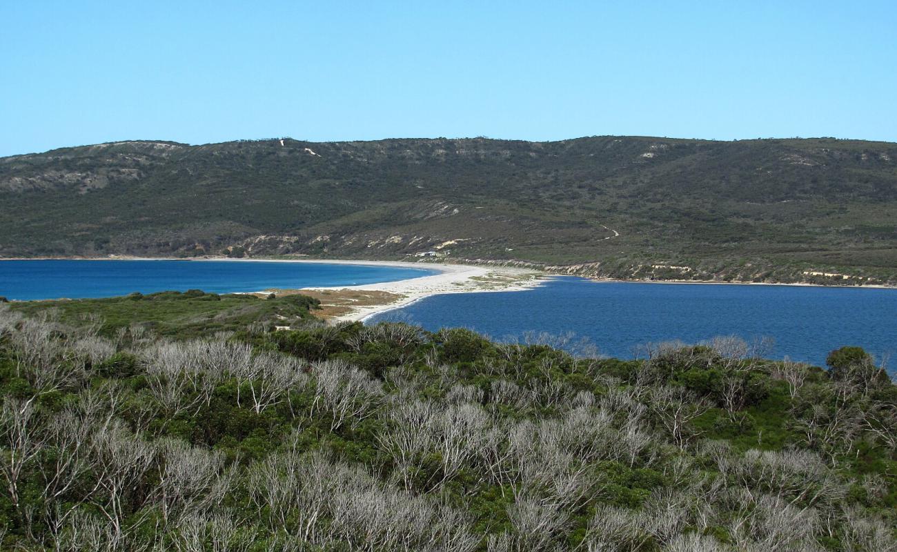 Photo de Pallinup Beach avec sable lumineux de surface