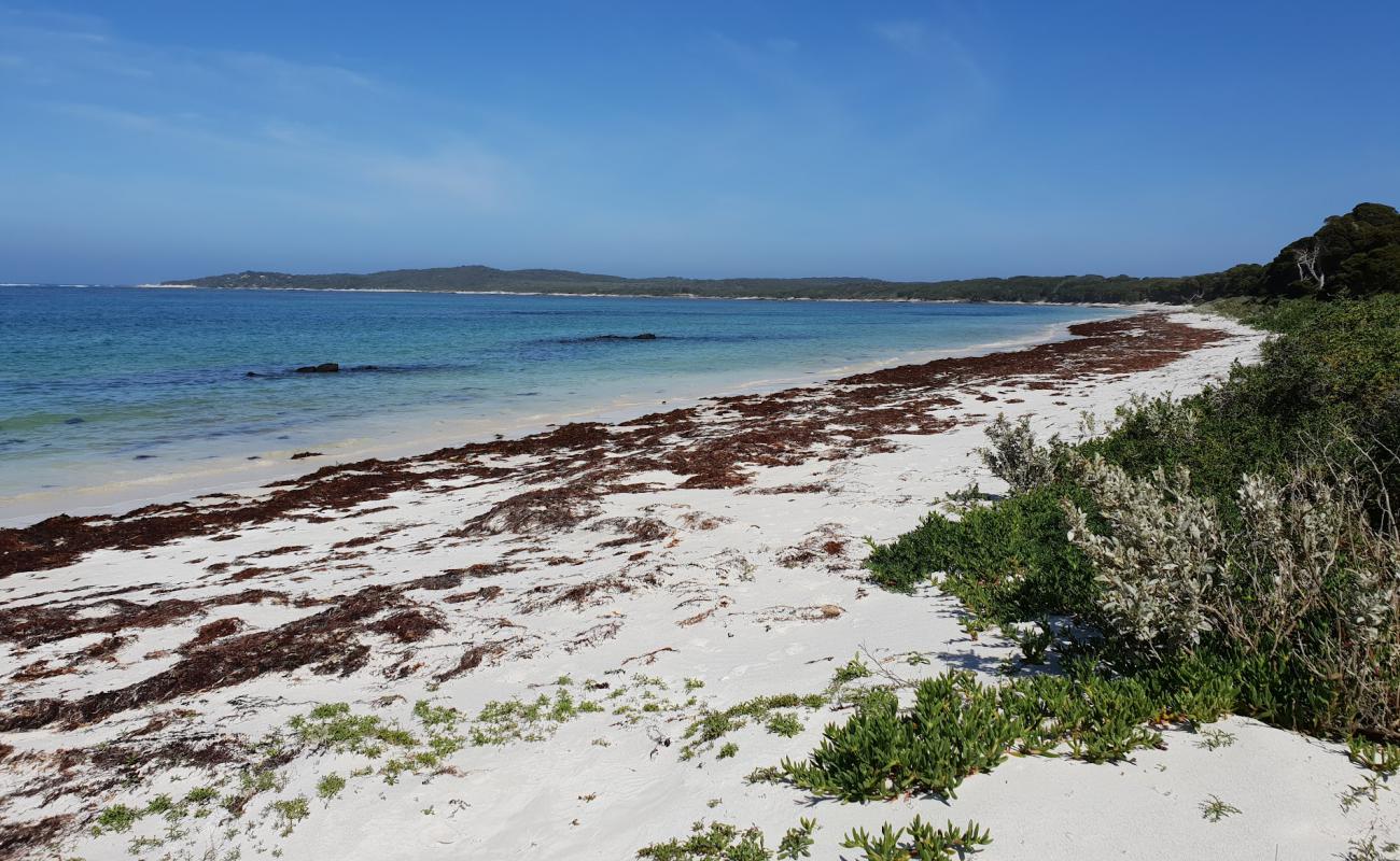 Photo de Mason Beach avec sable lumineux de surface