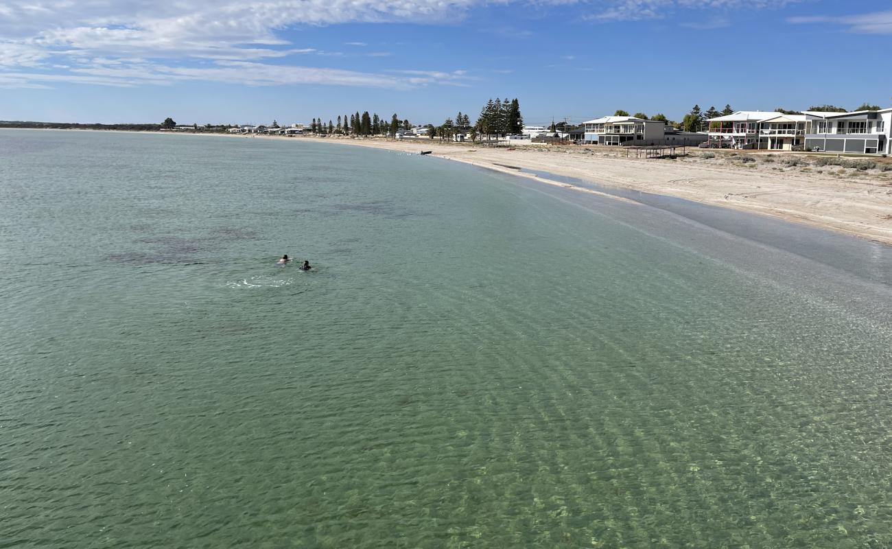 Photo de Smoky Bay Beach avec sable lumineux de surface