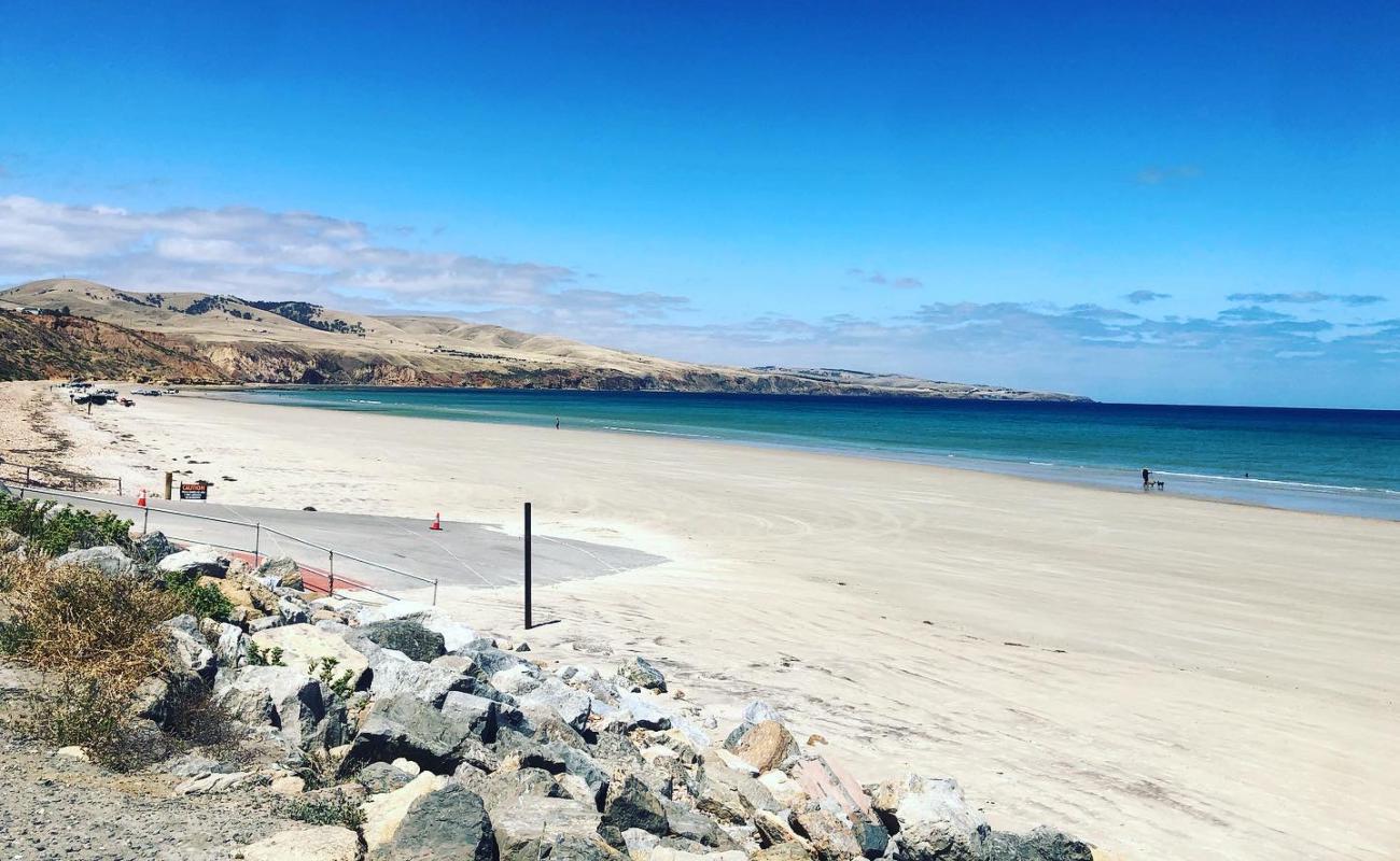 Photo de Sellicks Beach avec sable lumineux de surface