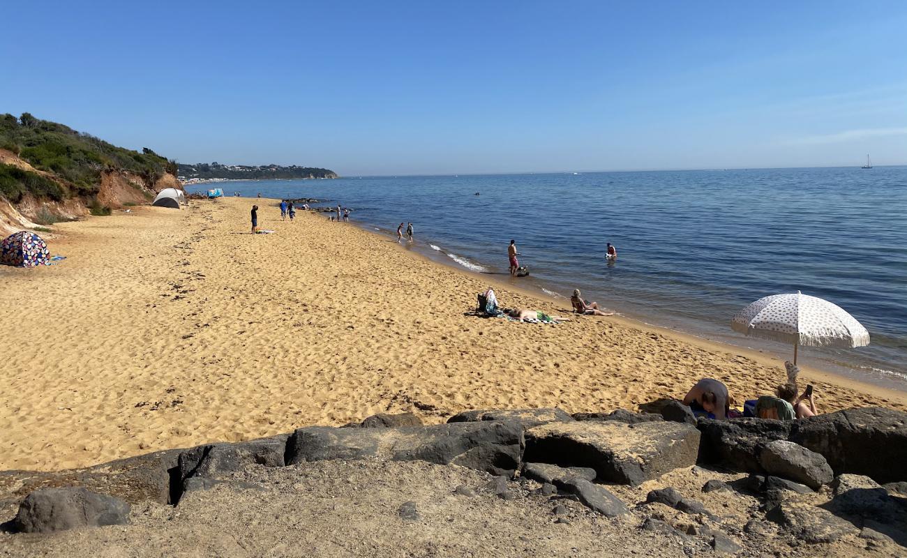 Photo de Hawker Beach avec sable lumineux de surface