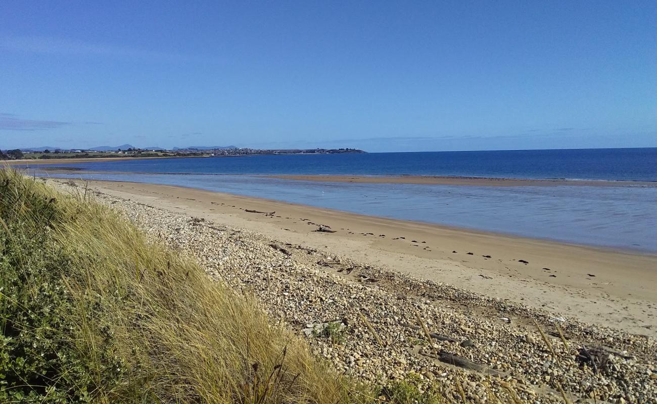 Photo de Pardoe Beach avec sable lumineux de surface