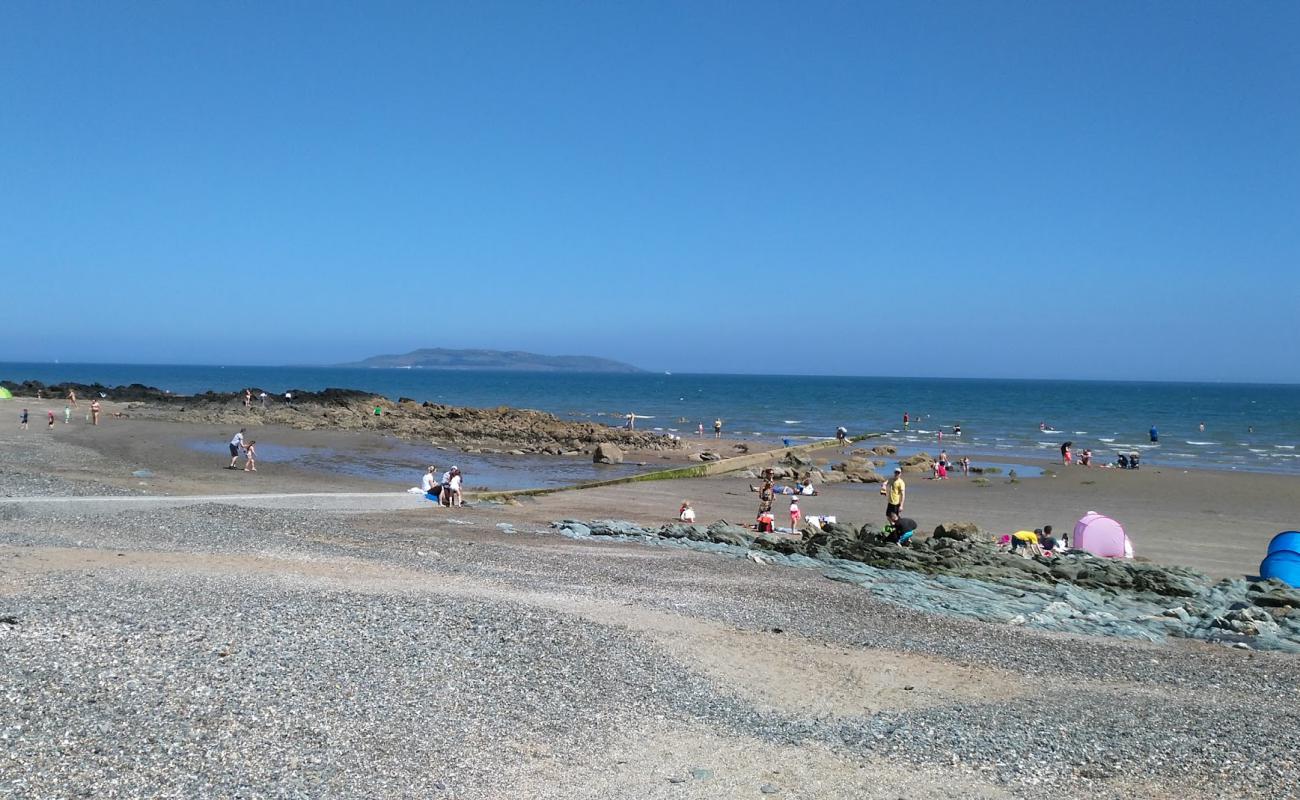 Photo de Donabate Beach avec sable clair avec caillou de surface