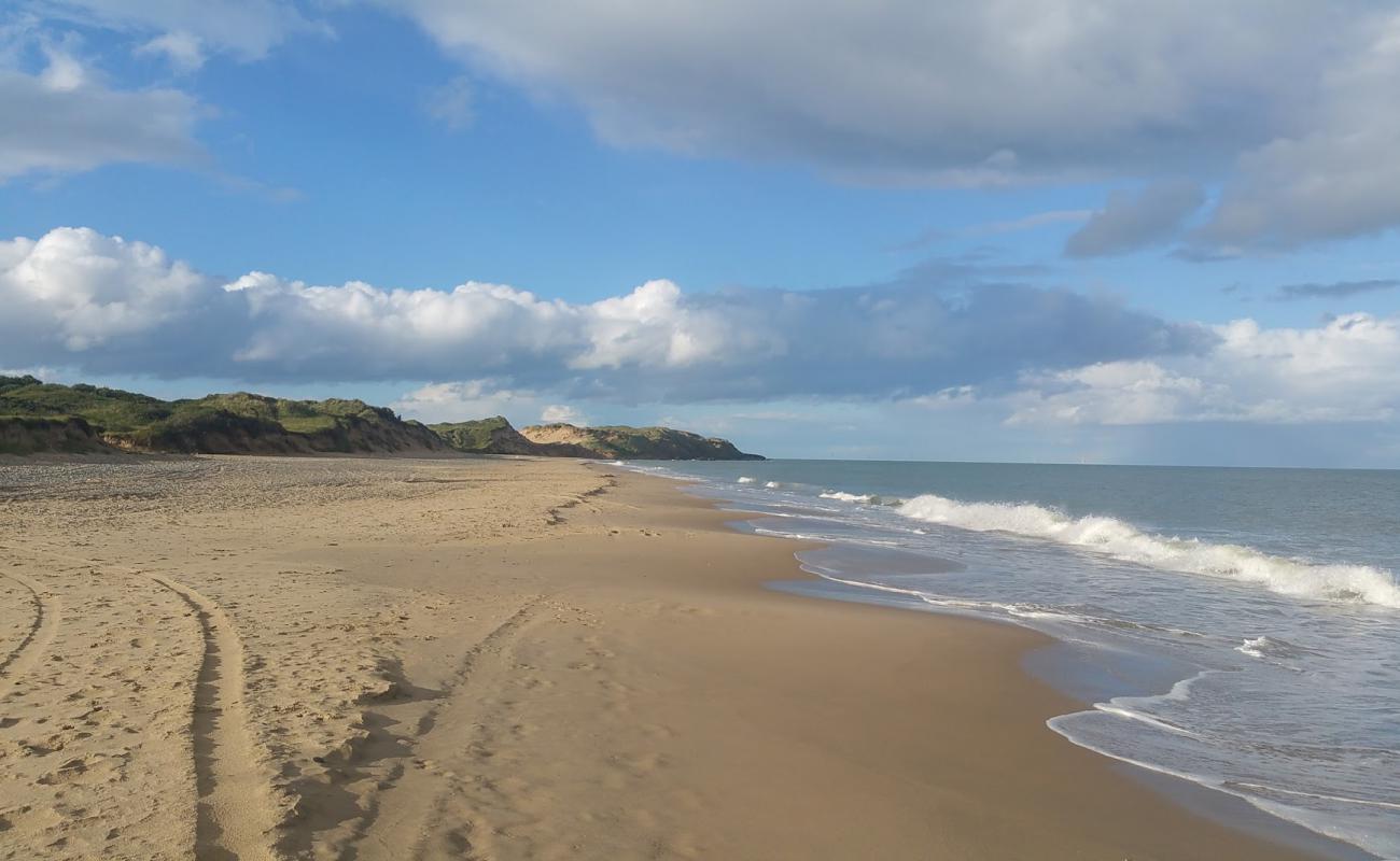 Photo de Kilpatrick Beach avec sable lumineux de surface