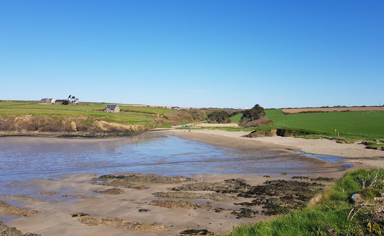 Photo de Inch Beach avec sable beige de surface
