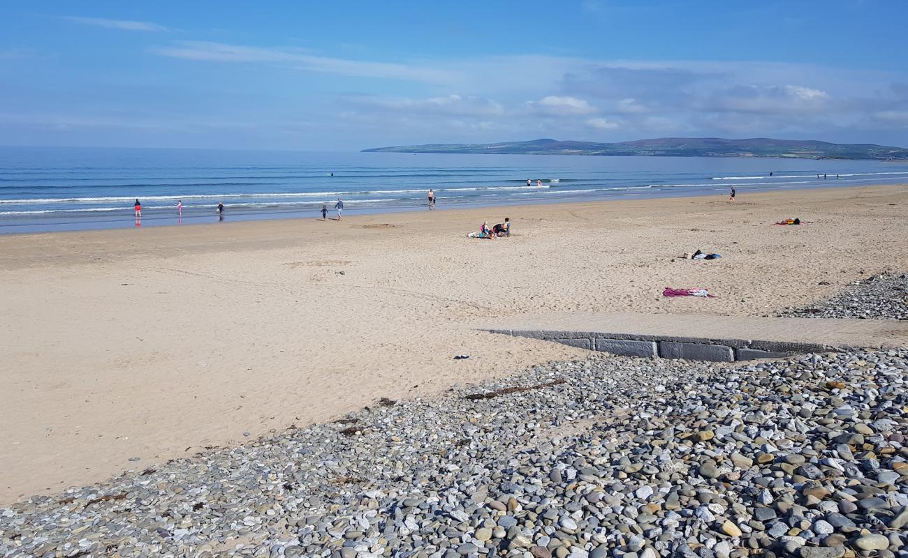 Photo de Banna Beach avec sable beige de surface