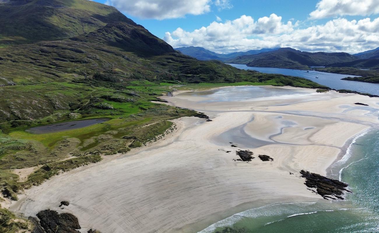 Photo de Uggool Beach avec sable beige de surface