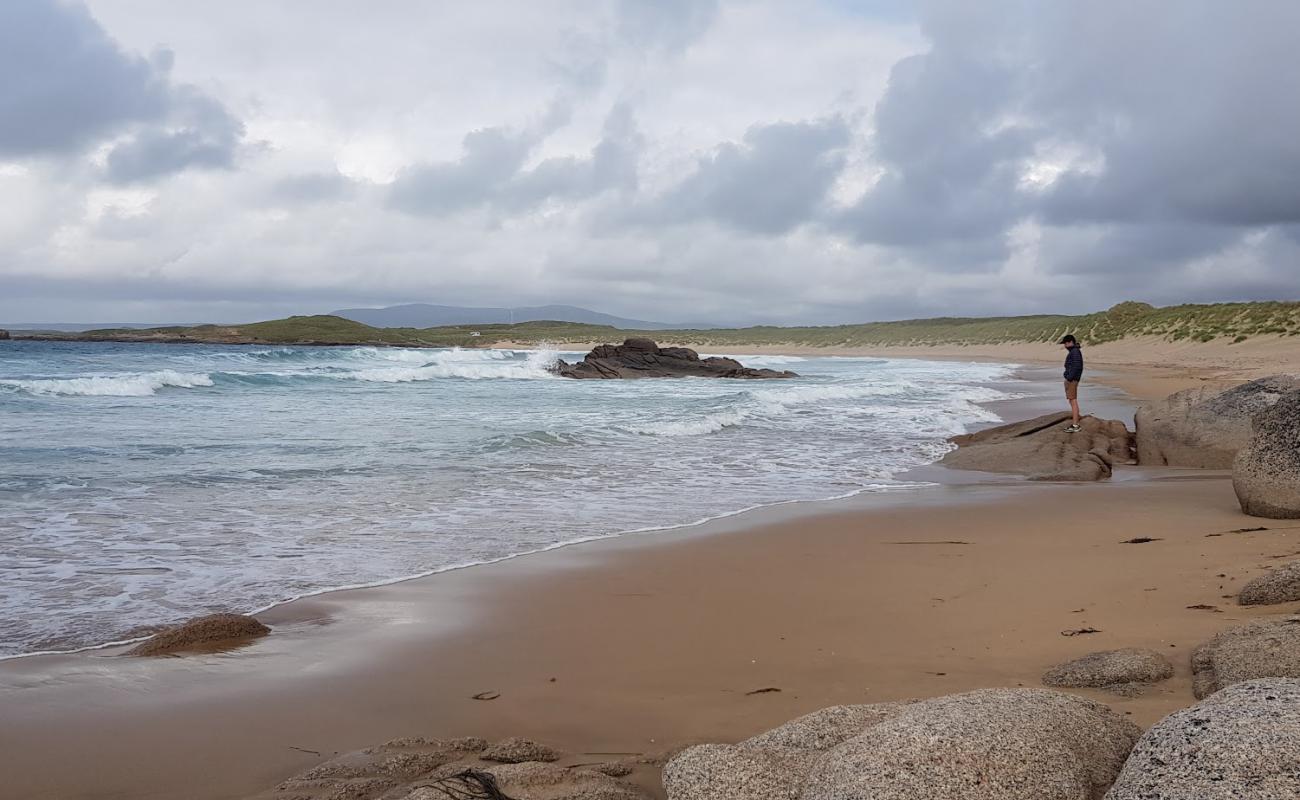 Photo de Mullaghderg Beach avec sable lumineux de surface