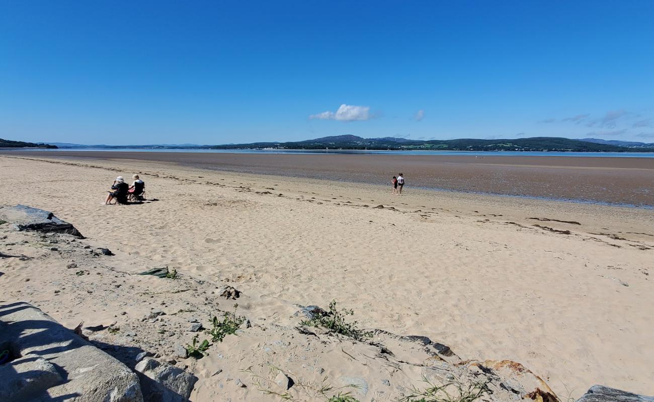 Photo de Lisfannon Beach avec sable beige de surface
