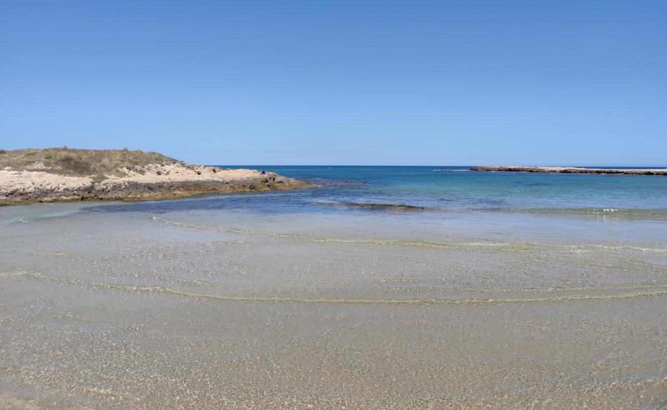 Photo de HaBonim beach avec sable lumineux de surface