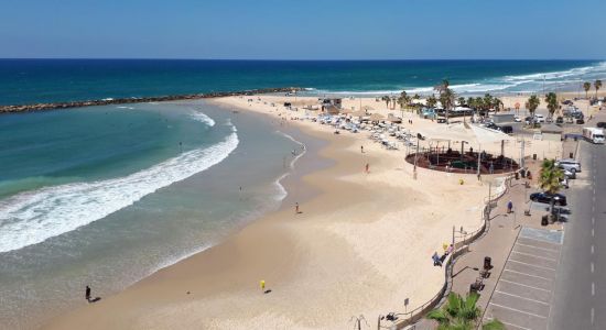 Plage de Sironit