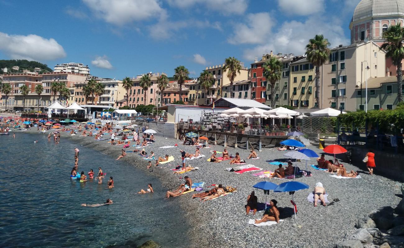 Photo de Genova last beach avec caillou gris de surface