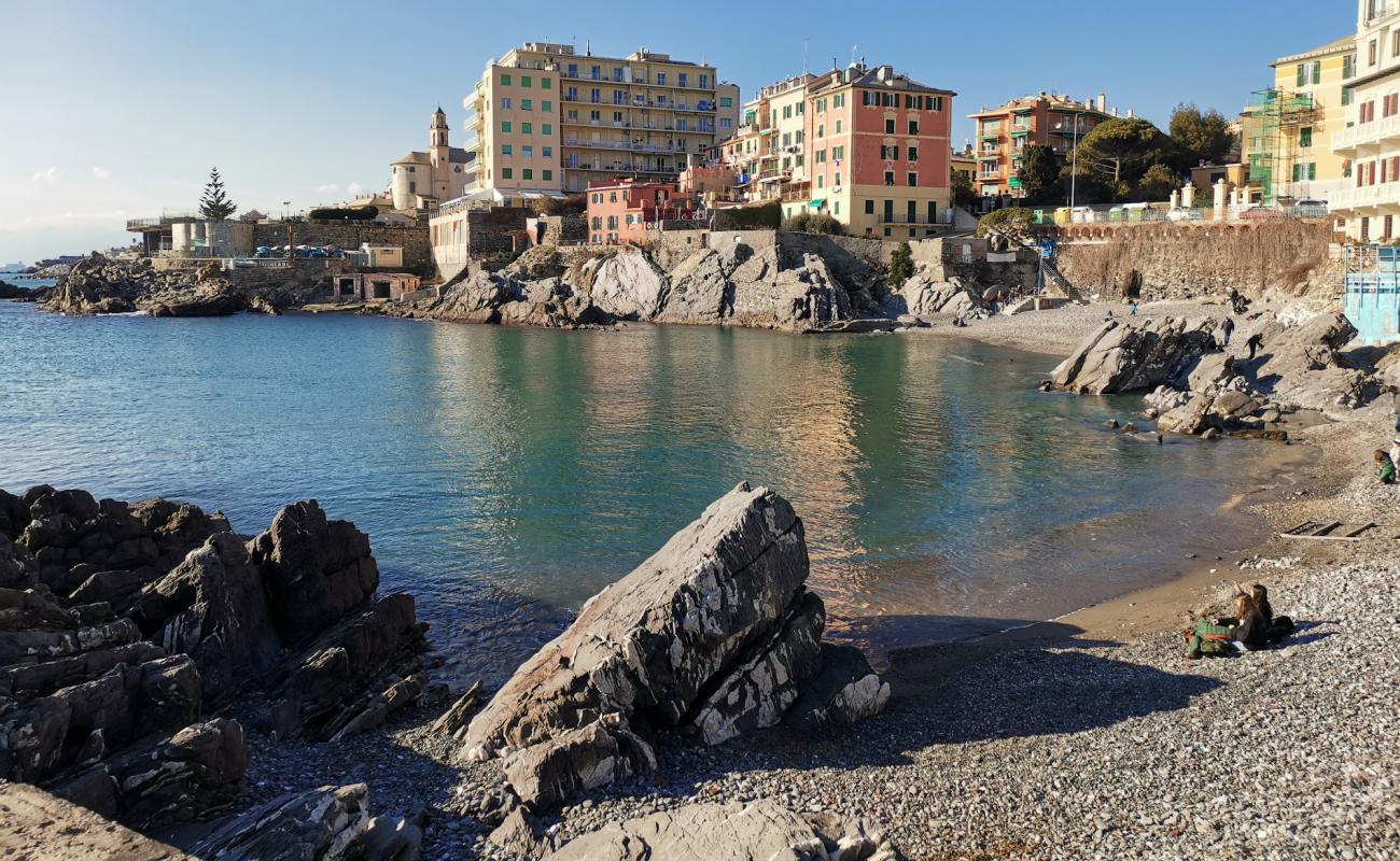 Photo de Gianelli beach avec caillou gris de surface