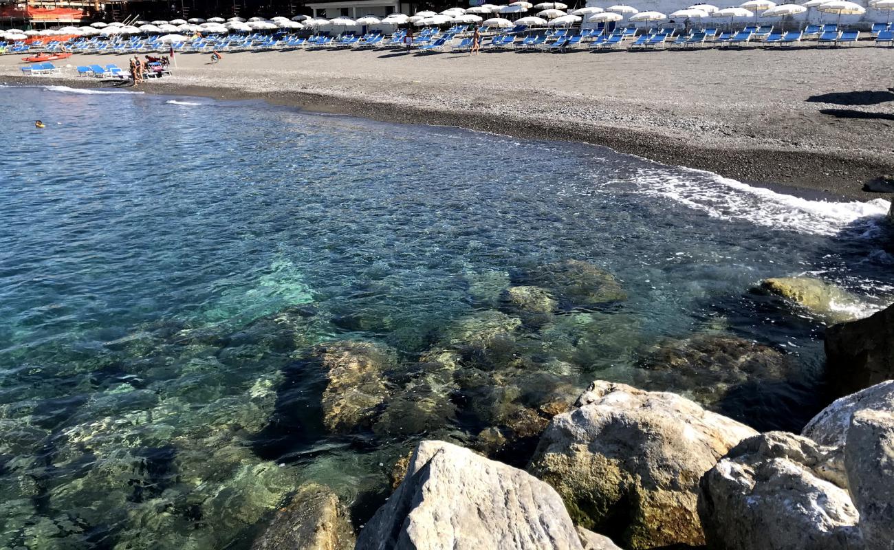 Photo de Spiaggia Lavagna avec caillou fin brun de surface