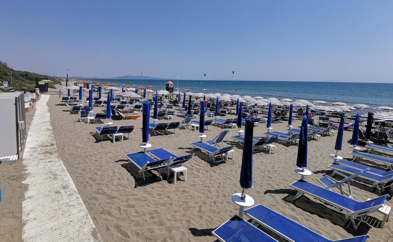 Photo de Pinetina Sud avec sable beige de surface
