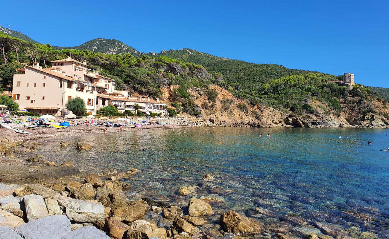 Photo de Spiaggia Le Cannelle avec caillou gris de surface