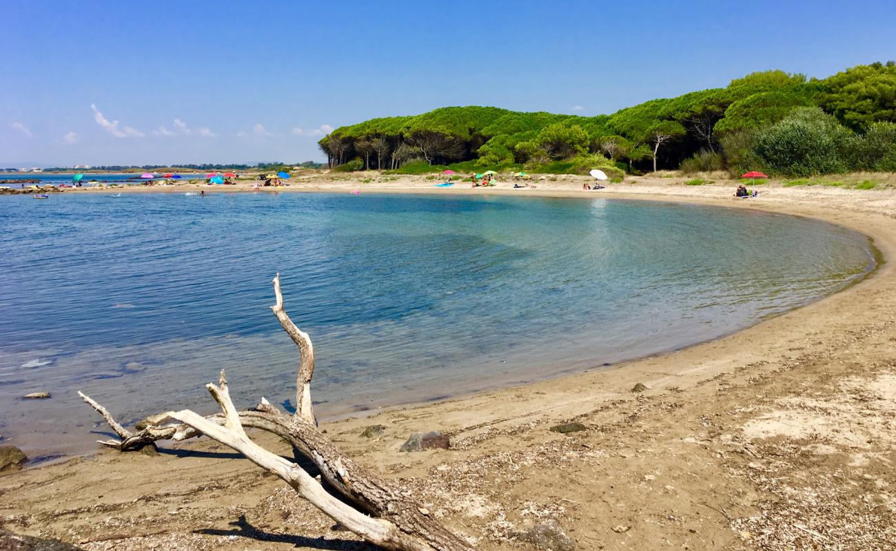 Photo de Piscine San Giorgio avec sable gris de surface