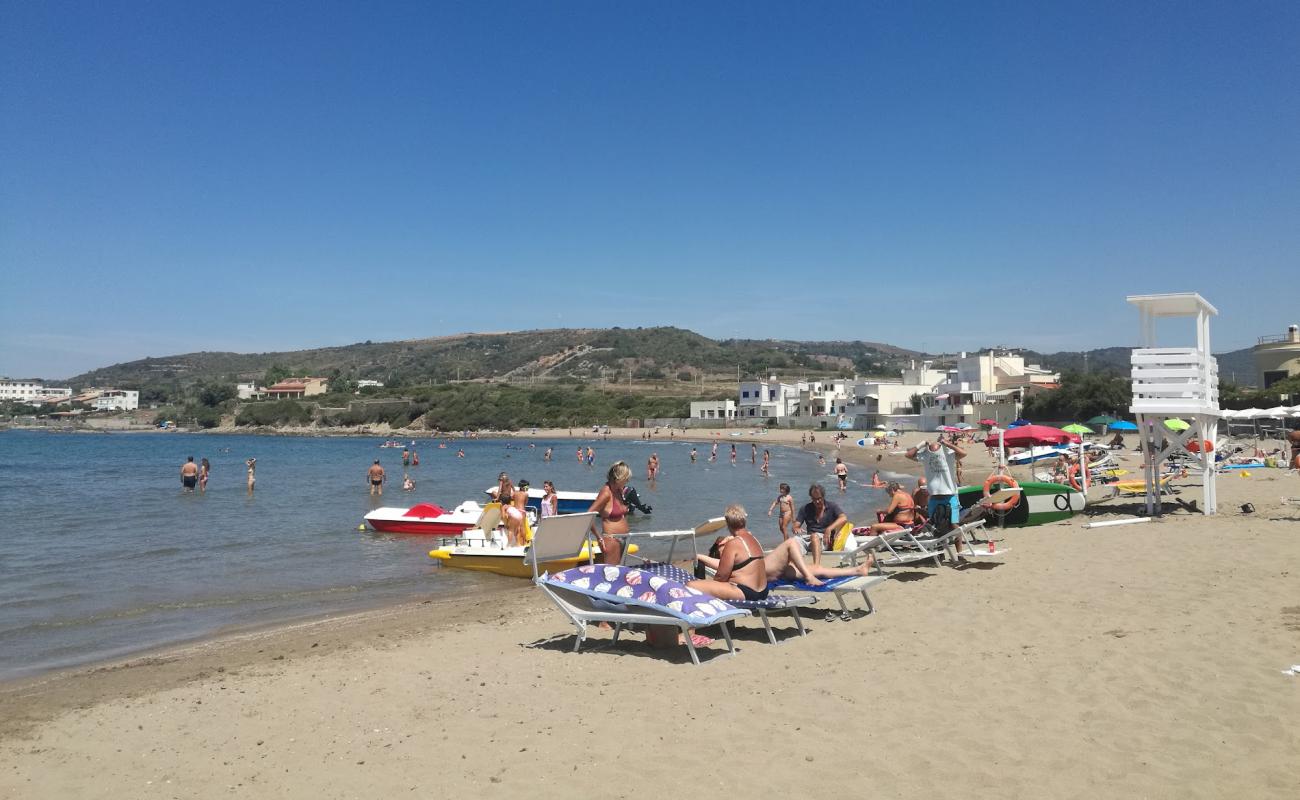 Photo de Spiaggia "la Toscana" avec sable brun de surface