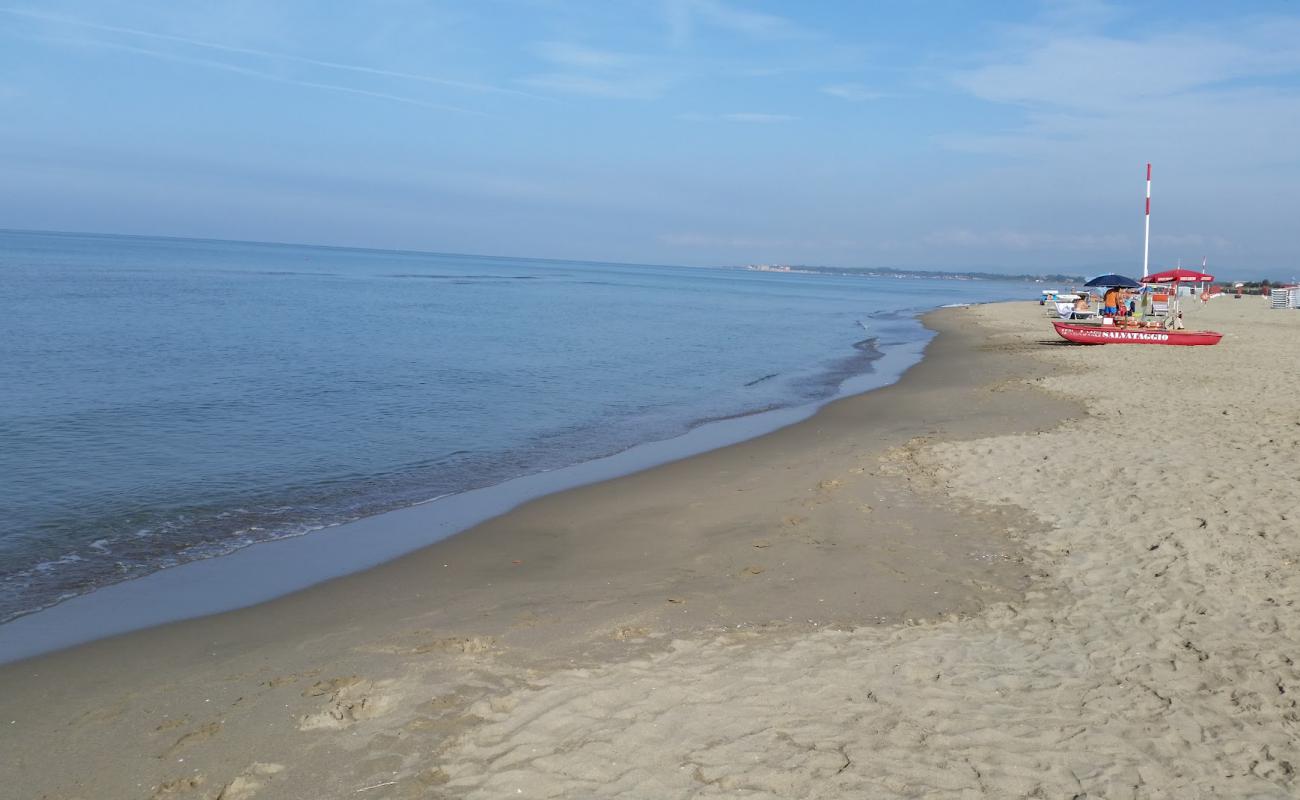 Photo de Plage de Passo Oscuro avec sable brun de surface