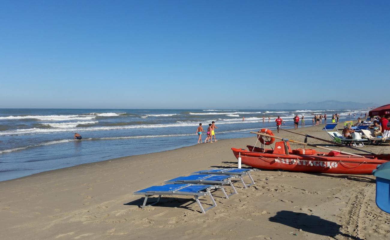 Photo de Ischitella beach avec sable lumineux de surface