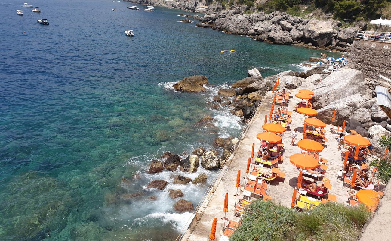 Photo de Lido One Fire Beach avec surface béton pavée de surface